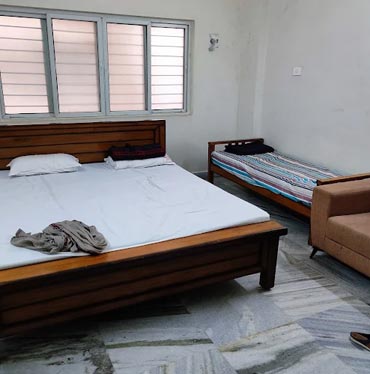 Mathrusri Vakuladevi Rest House